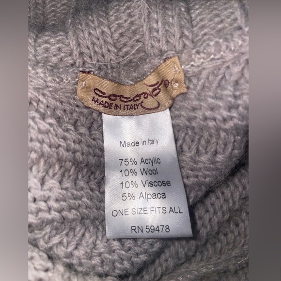 COCOGIO Poncho Sweater Wool Alpaca
Blend Grey Made In Italy One Size (M-L) - Picture 5 of 5